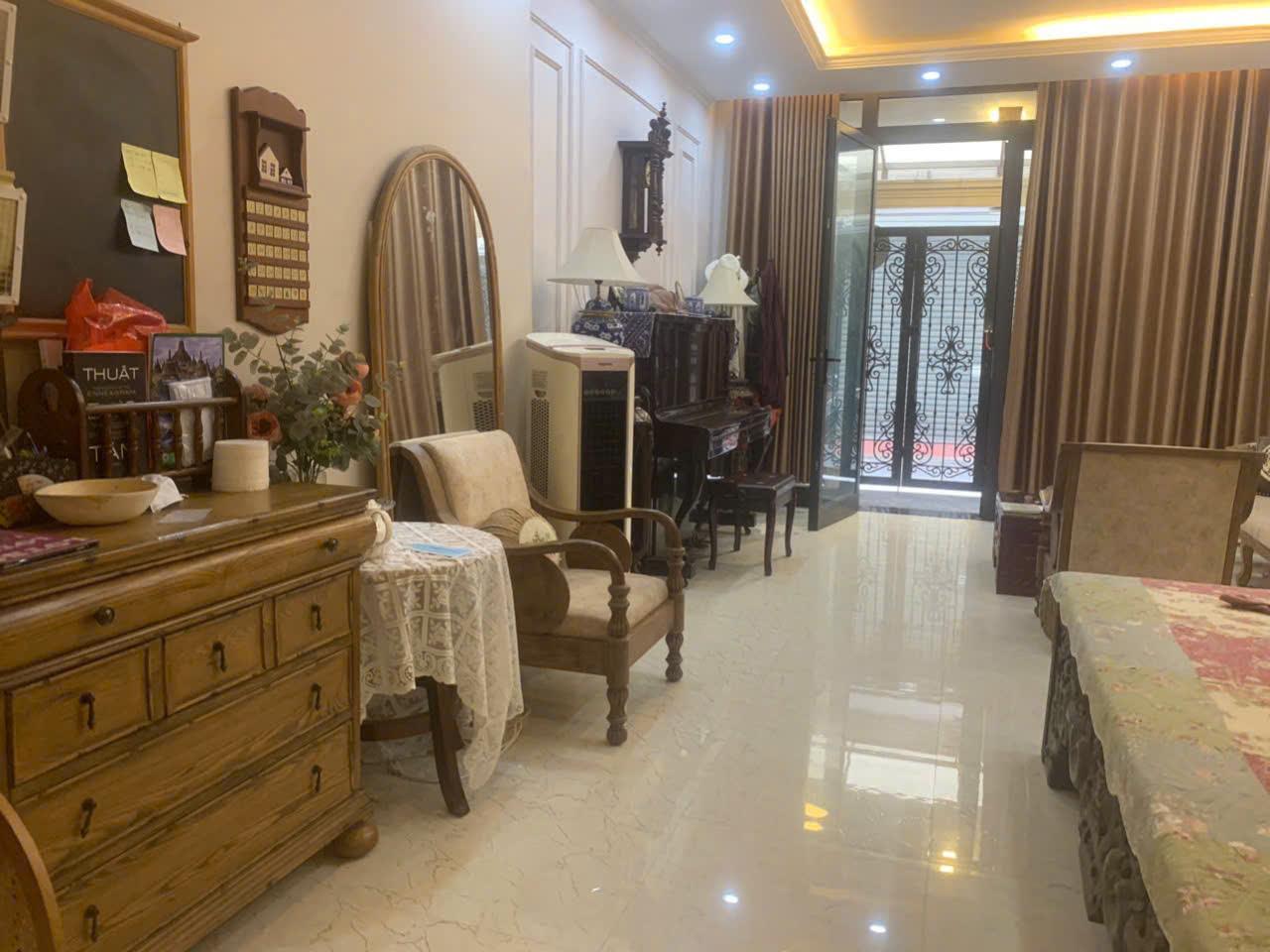 Bán nhà 38m², 6 tầng thang máy, full nội thất, ô tô đỗ cổng - Ảnh chính