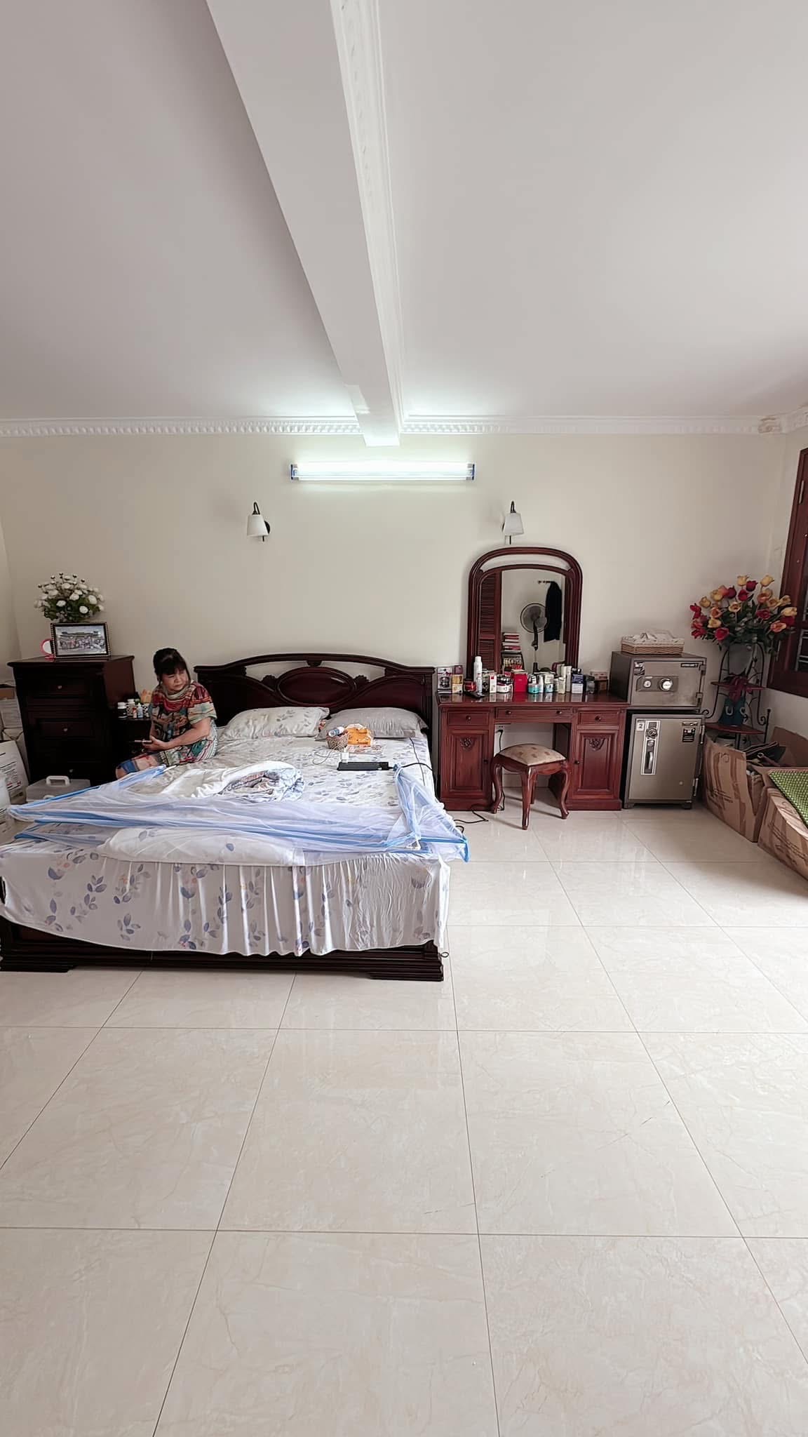 MẶT PHỐ, NGHI TÀM, TÂY HỒ-VỈA HÈ-KD- Ô TÔ: 81M X4T, MT 5,5M, GIÁ 31,5 TỶ - Ảnh 3