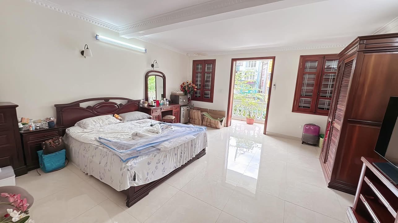 MẶT PHỐ, NGHI TÀM, TÂY HỒ-VỈA HÈ-KD- Ô TÔ: 81M X4T, MT 5,5M, GIÁ 31,5 TỶ - Ảnh 4