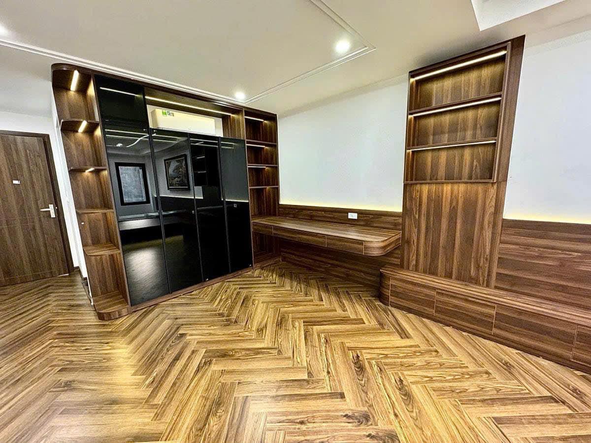 Bán nhà  LẠC LONG QUÂN otô tránh- kinh doanh thang máy 48 M 5tầng 14.2 tỷ - Ảnh 4