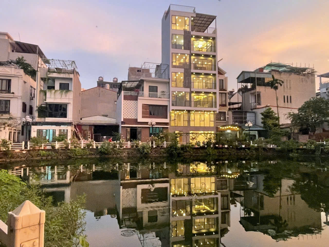 🔥 VỊ TRÍ VÀNG – VIEW HỒ – Ô TÔ TRÁNH – SÁT PHỐ - FULL NỘI THẤT CAO CẤP 🔥 - Ảnh chính
