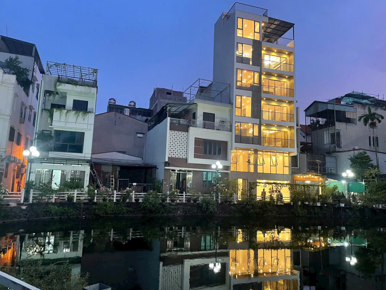 🔥 VỊ TRÍ VÀNG – VIEW HỒ – Ô TÔ TRÁNH – SÁT PHỐ - FULL NỘI THẤT CAO CẤP 🔥 - Ảnh 1