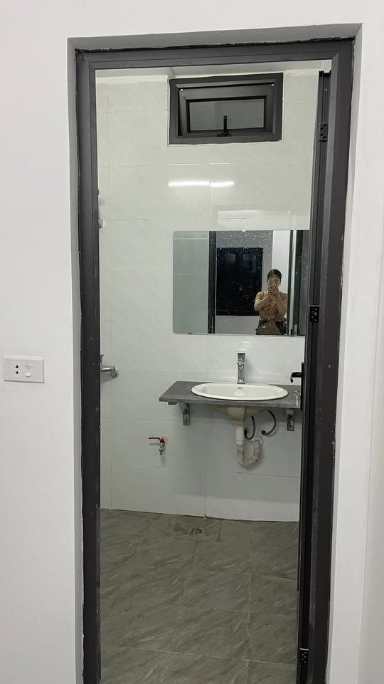 CHO THUÊ NHÀ NGUYÊN CĂN – PHƯỜNG PHƯƠNG LIỆT Vị trí đẹp: gần Nhà trẻ, UBND phường Phương Liệt - Ảnh 4