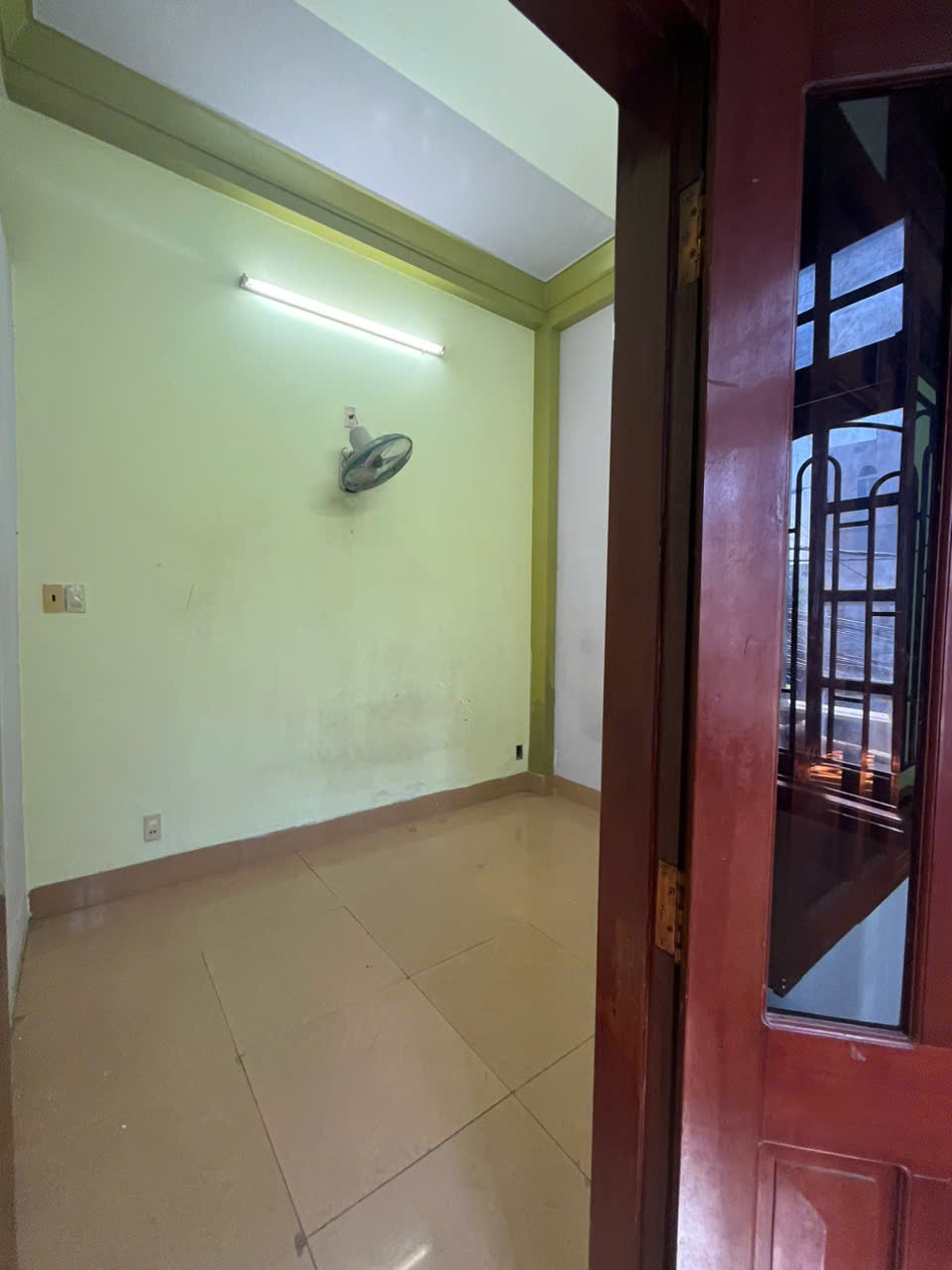 Cho thuê nhà nguyên căn góc đường Hoàng Văn Thụ và đường Thành Thái - Ảnh 7