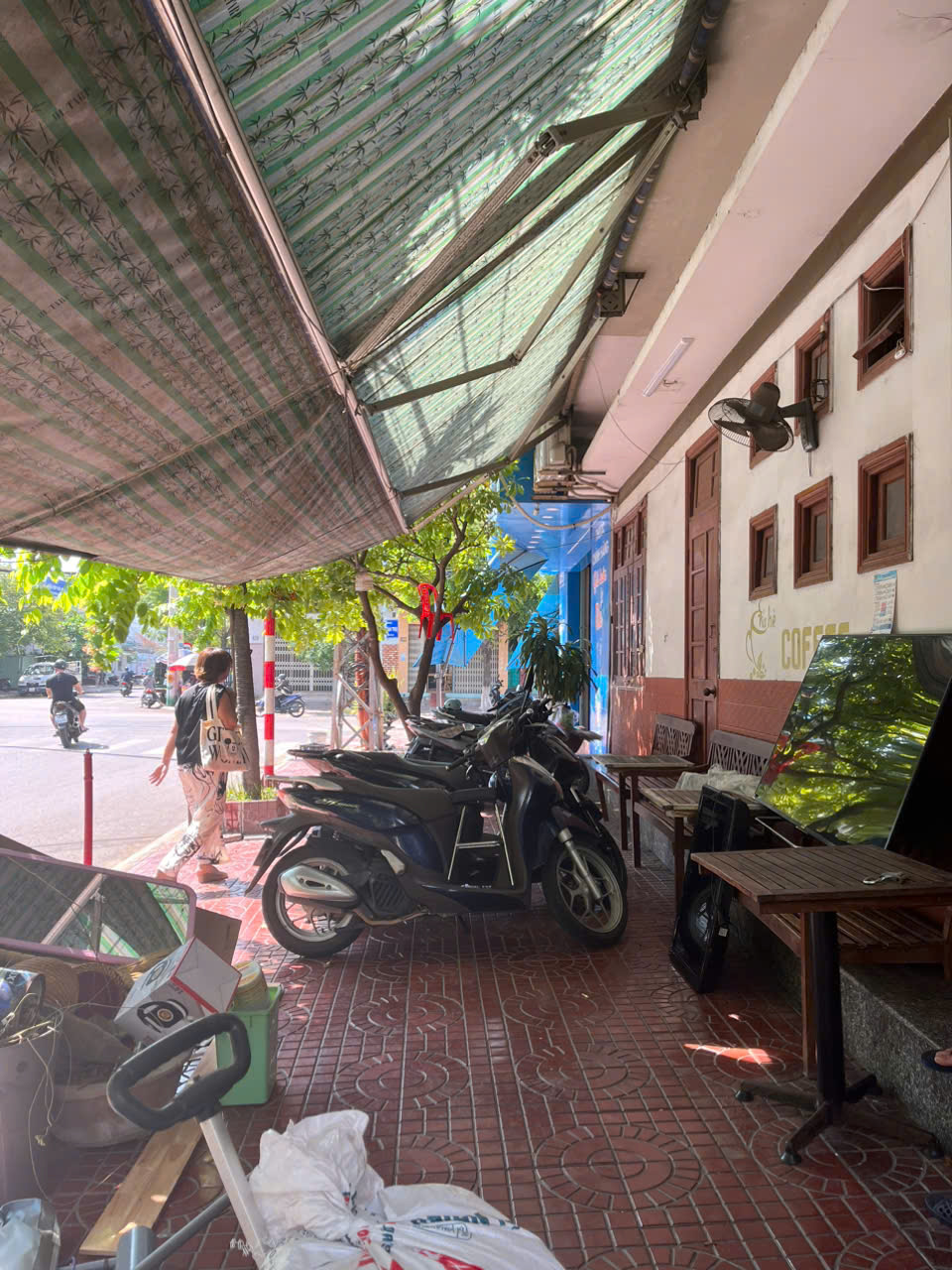 Cho thuê nhà nguyên căn góc đường Hoàng Văn Thụ và đường Thành Thái - Ảnh 1