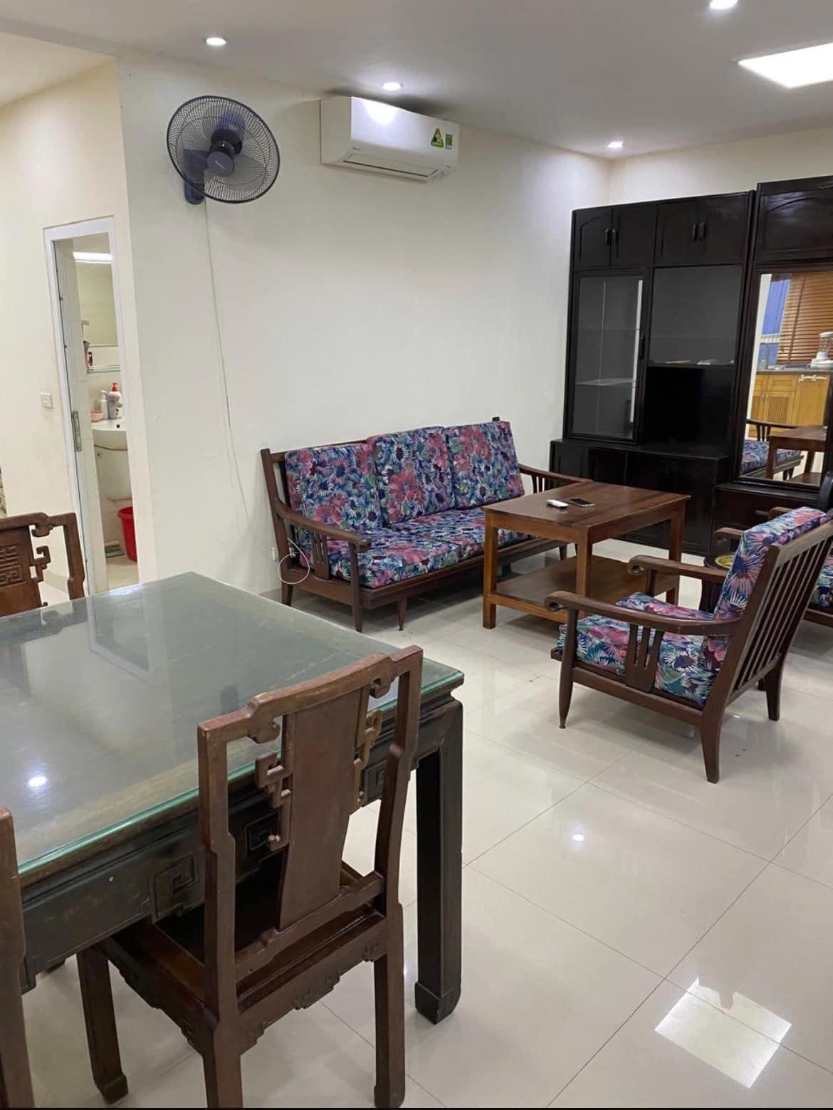 Cho thuê căn hộ CC lô góc đẹp  250 Minh Khai, Hai Bà Trưng 80m, 2PN2VS giá 12 triệu - Ảnh 1