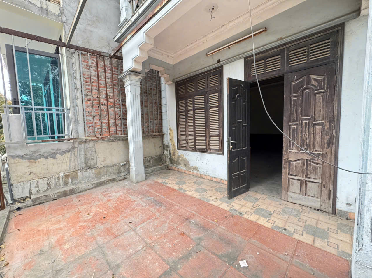 Bán Đất Tặng Nhà 3 Tầng, Mặt Tiền Rộng 11m, Trung Tâm Thị Trấn Chi Đông, Mê Linh, Hà Nội - Ảnh 1