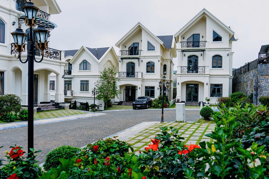 CHÍNH CHỦ BÁN 3 CĂN VILLA CAO CẤP – KHU ROYALL VILLA MĂNG LIN, P.7, ĐÀ LẠT - Ảnh chính