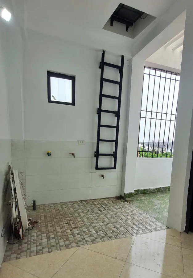 Bán nhà ngõ Lê Trọng Tấn, Hà Đông: 36m2 x 5 tầng, 3PN, nhà mới đẹp ở ngay SĐCC, 5.5 tỷ - Ảnh 3