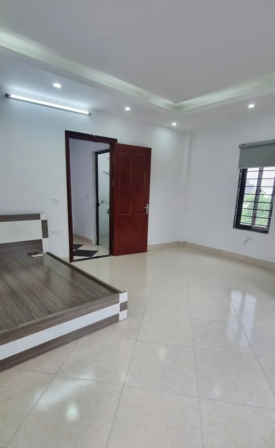 Bán nhà ngõ Lê Trọng Tấn, Hà Đông: 36m2 x 5 tầng, 3PN, nhà mới đẹp ở ngay SĐCC, 5.5 tỷ - Ảnh 1