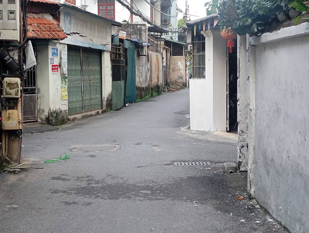 HIẾM! NHÀ C4 PHÚC LỢI - VỊ TRÍ ĐẦU NGÕ - Ô TÔ VÀO - ĐẦU TƯ SINH LỜI! - Ảnh chính