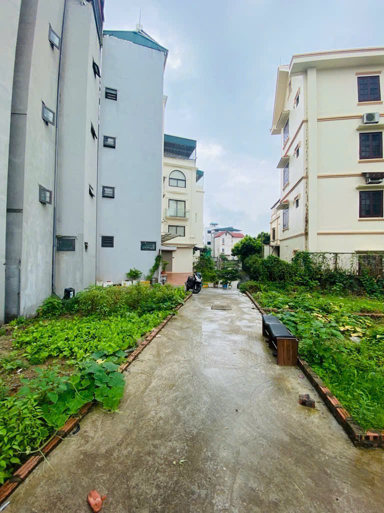 Trung tâm Ngọc Thuỵ 82m2 đất chỉ nhỉnh 8 tỷ ô tô cực hiếm 50m ra Hồng tiến - Ảnh 2