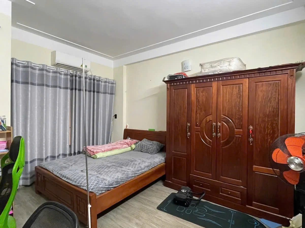 Bán nhà Ỷ La, Hà Đông 34mx5 tầng, Nhà đẹp, Ô tô đỗ, gần chợ, trường học.. giá 5.9 tỷ. - Ảnh 4