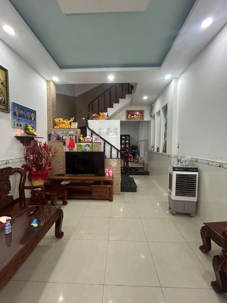 NHÀ ĐẸP 4 TẦNG - HẺM Ô TÔ GẦN MẶT TIỀN - GẦN KHU CHUNG CƯ DREAMHOME & CHỢ THẠCH ĐÀ - 4 TẦNG CHỈ NHỈNH 7 TỶ - Ảnh 2