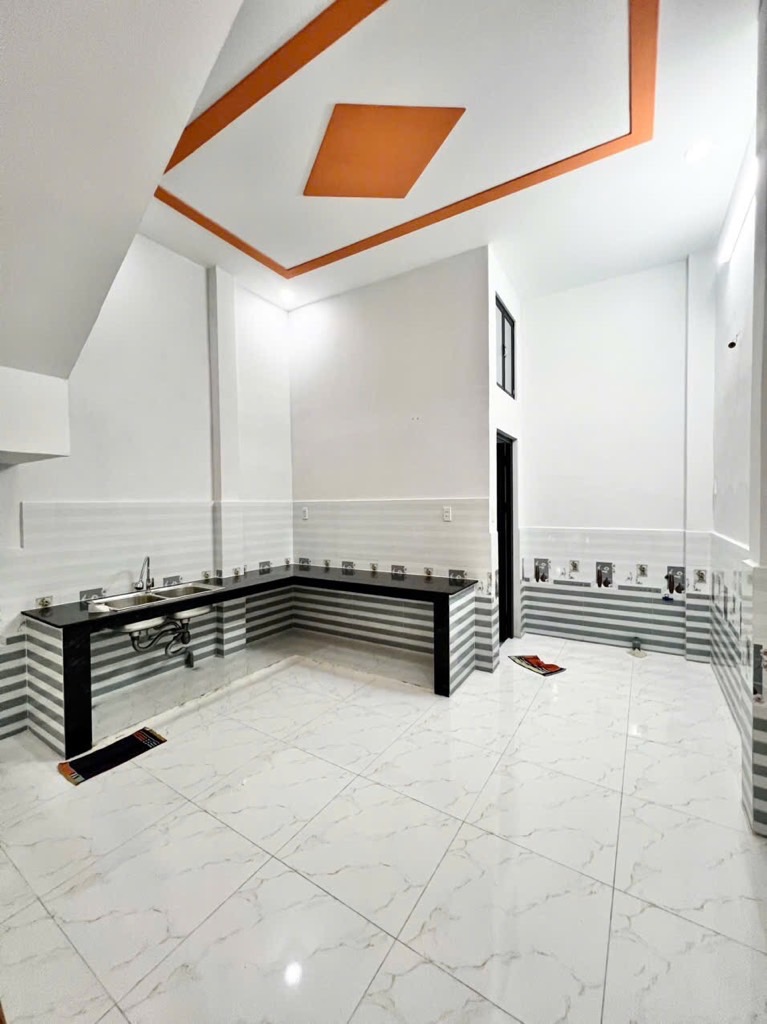 Bán nhà 2 tầng mới đẹp, ngay Gò Xoài, sát Tân Phú, 45m2 - chỉ 4.1 tỷ - Ảnh 2