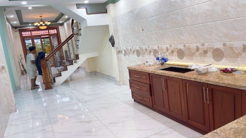 Bán nhà Thủ Đức, Trường Thọ, Hồ Văn Tư 70m2, 4 tầng, 4PN, SH, 5.7 tỷ. LH: 0933125879 - Ảnh 2