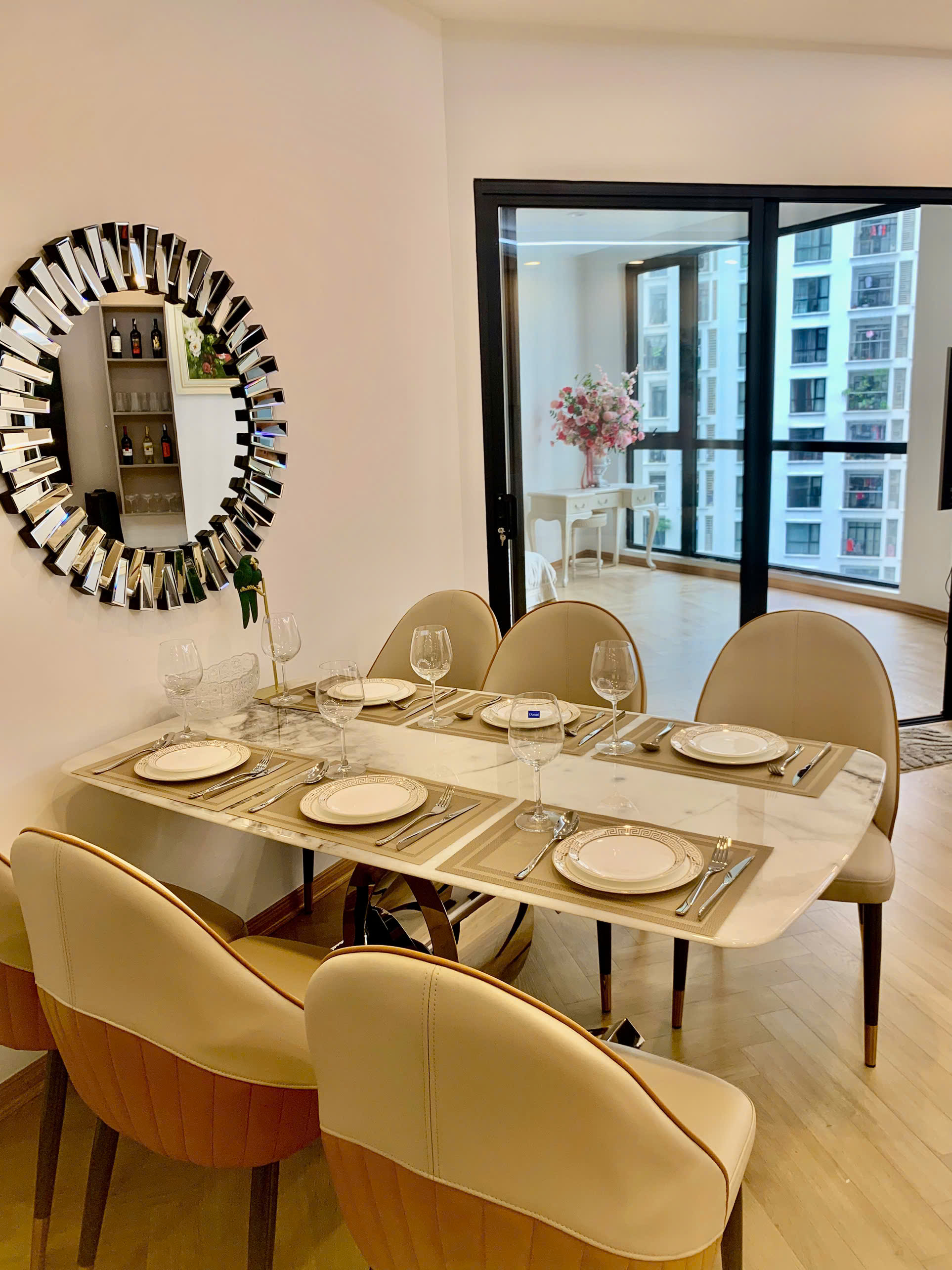 Royal City khu đô thị bậc nhất Thanh Xuân , bán căn nhiều góc 130m@ , giá : 14,x tỷ - Ảnh 2