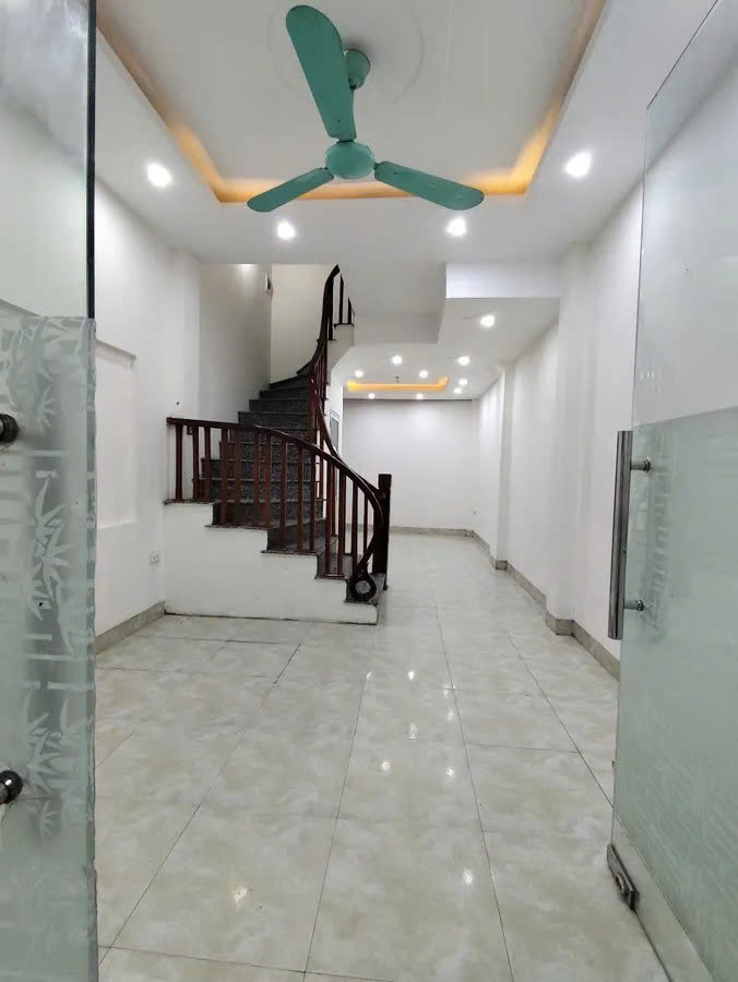 Bán nhà Đa Sỹ, Kiến Hưng 35m4 tầng, nhà đẹp về ở ngay, gần Ô tô 5.4 tỷ. - Ảnh 3