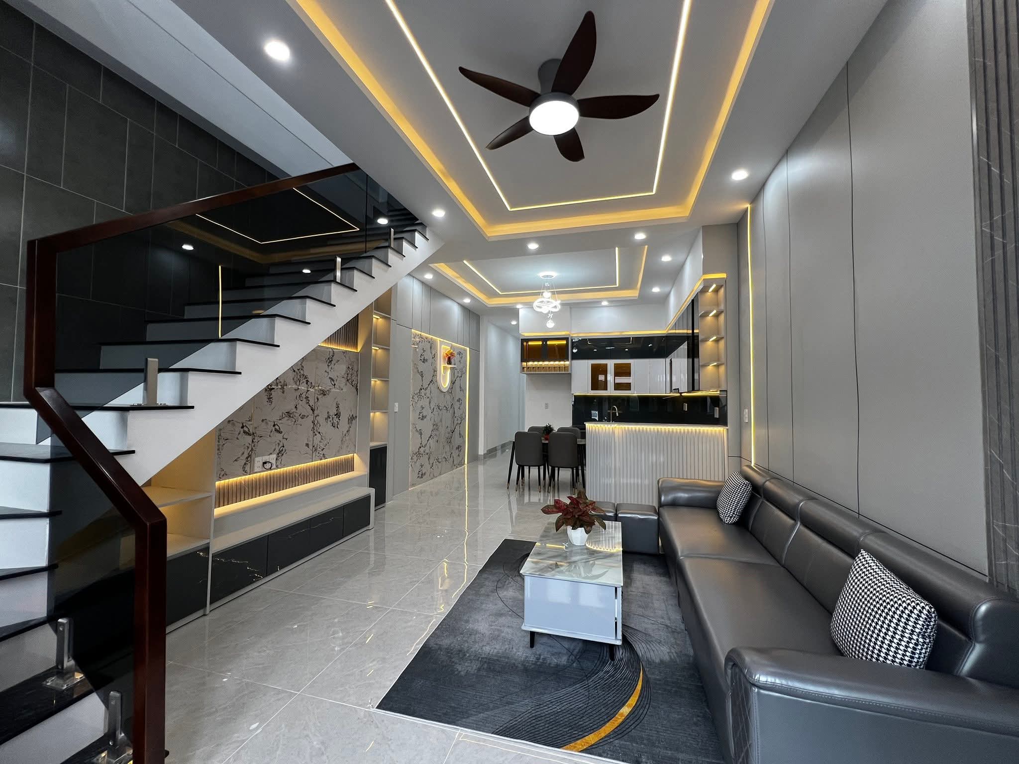bán nhà lầu mới tinh, đường nhựa xe hơi thông, 3p ngủ, sân 2 xe hơi,... Phú Hòa, Tp Thủ Dầu Một cũ - Ảnh 5