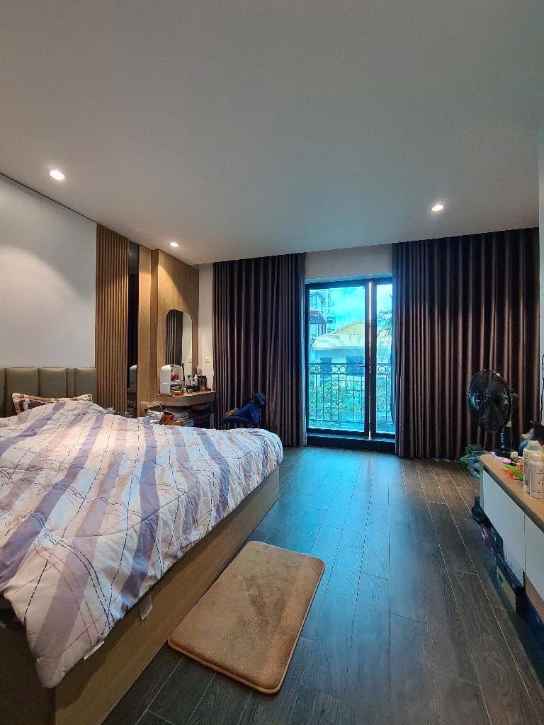 ĐÊ LA THÀNH 42M-15,5 TỶ-Ô TÔ QUA NHÀ,NGÕ THÔNG,KINH DOANH,THANG MÁY,20M RA PHỐ - Ảnh chính