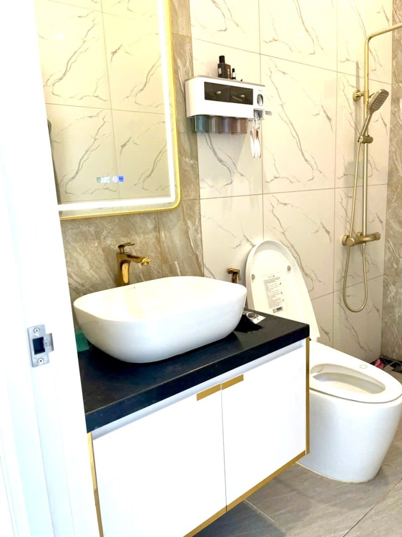 Bán nhà 3 Tầng 143m²,đương 2 xe hơi,gần chợ Dĩ An.LÔ GÓC - Ảnh 4