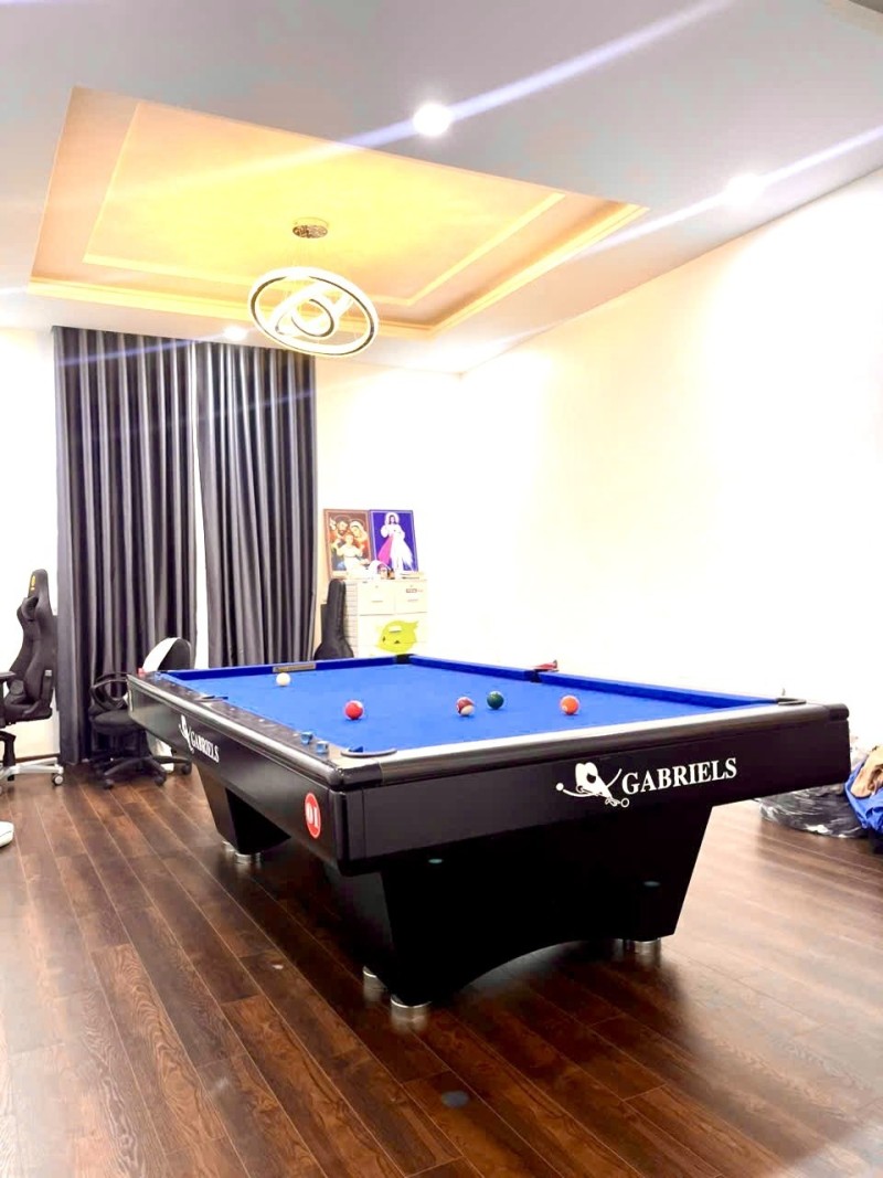 Bán nhà 3 Tầng 143m²,đương 2 xe hơi,gần chợ Dĩ An.LÔ GÓC - Ảnh 3