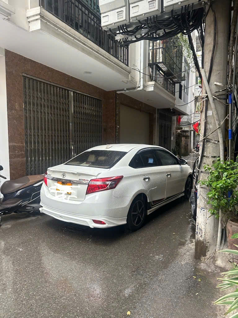 BÁN GẤP NHÀ ĐẤT TRUNG TÂM CẦU GIẤY LÔ GÓC DT 93,6M - MT 5.2M - GIÁ 17.7 TỶ - Ảnh chính