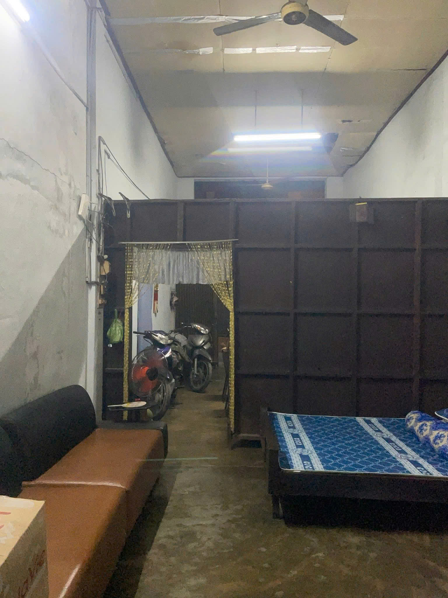 Bán nhà Mặt tiền Quảng Hiền -  ngay Khu Bàu Cát, 7,3x18,5m, Cấp 4 - tiện xây, 17,5 tỷ. - Ảnh chính