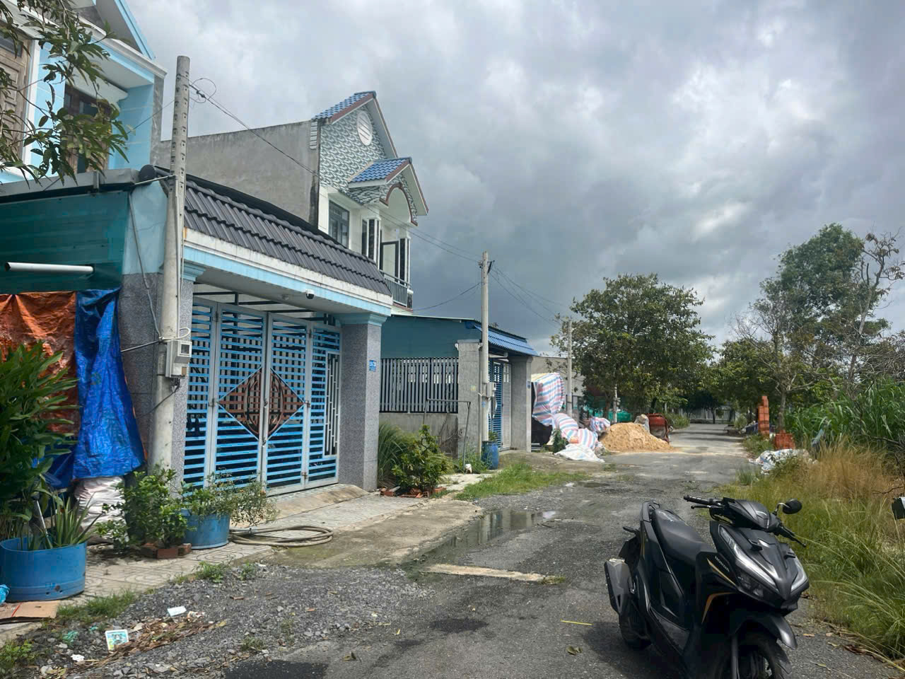 Bán gấp lô đất 90m² SHR, giá chỉ 1,8 tỷ ngay đường Nguyễn Cửu Phú - Ảnh chính