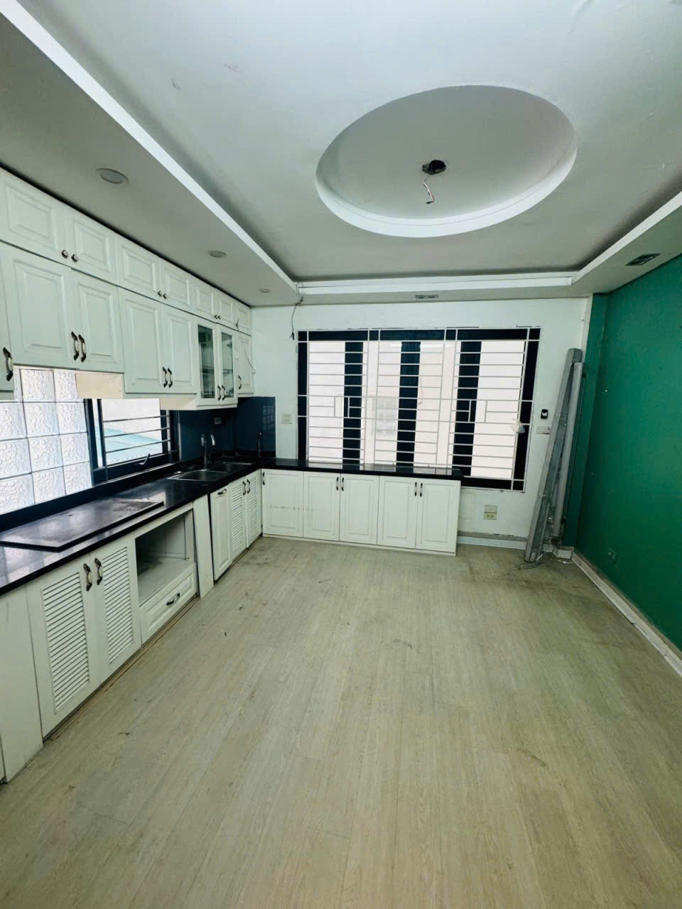 NHÀ ĐẸP - LÔ GÓC - GẦN PHỐ - NGÕ THÔNG - 3 NGỦ- Đào Tấn 25m, 6 tầng, MT 3,5m, nhỉnh 7 tỷ - Ảnh 1