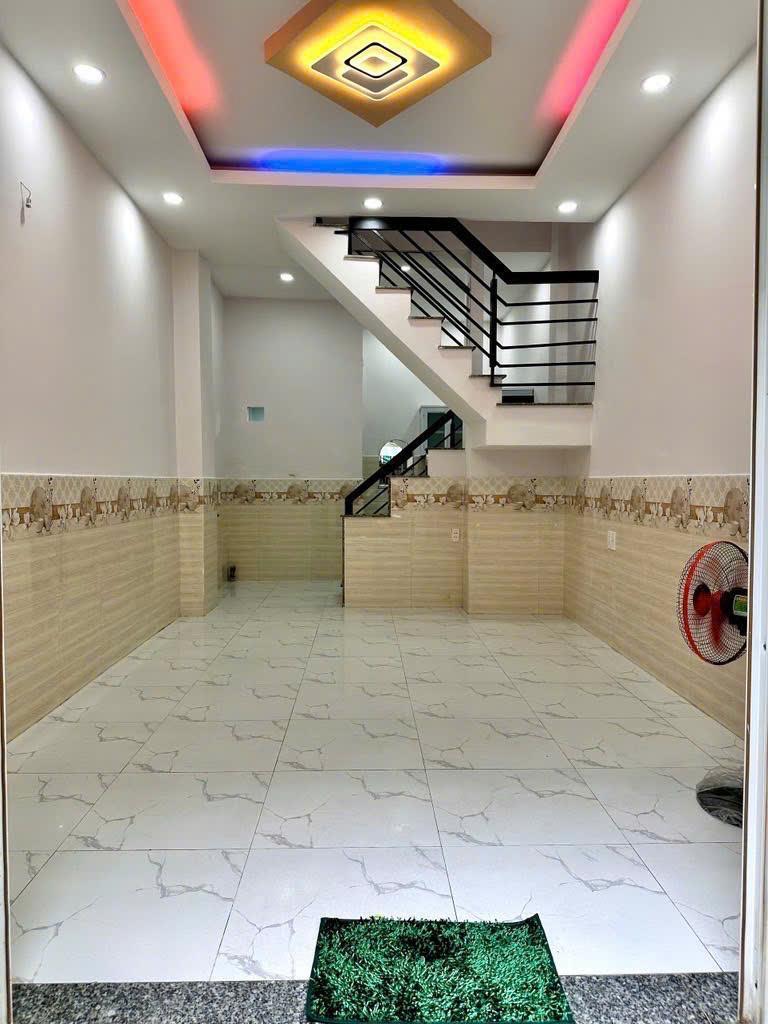 NHÀ ĐẸP GẦN LÊ VĂN QUỚI, BÌNH TÂN, HẺM XE HƠI THÔNG 4M, CHỈ 3,X TỶ - Ảnh 1