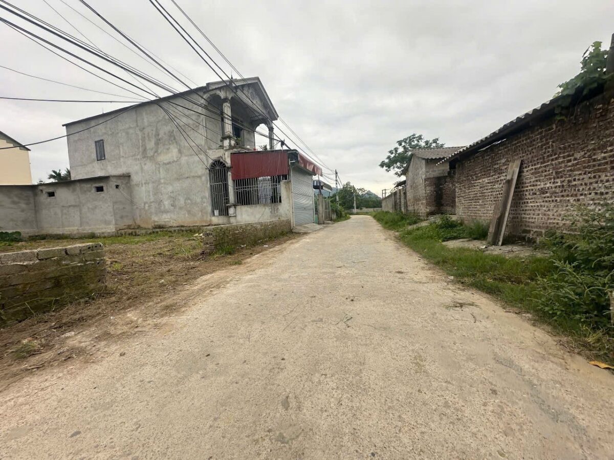 CHÍNH CHỦ CẦN BÁN LÔ ĐẤT 300M TẠI TÂN TIẾN-CHƯƠNG MỸ-HÀ NỘI - Ảnh 2