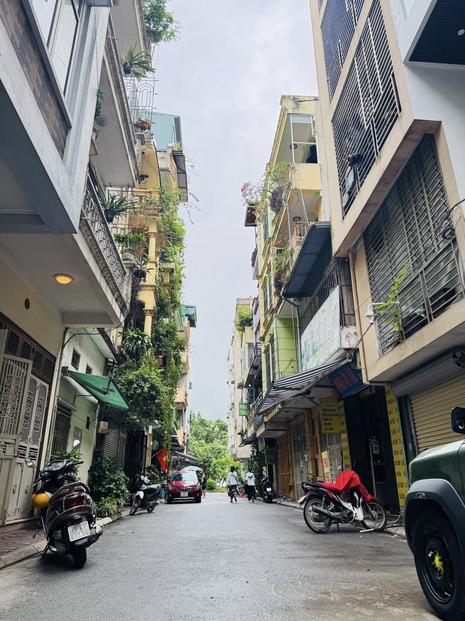 Siêu Phẩm Phân lô Trung Tâm Gia Thụy 45m2 8T, Ô Tô Tránh, Kinh Doanh, Full Nội Thất - 1X Tỷ - Ảnh chính