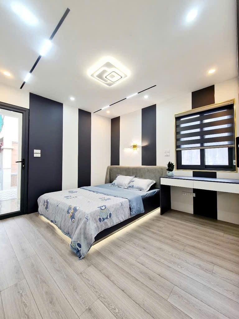 Nhà đẹp trung tâm Hà Đông – 33m², mặt tiền 6.2m, giá chỉ 6.x tỷ - Ảnh 1