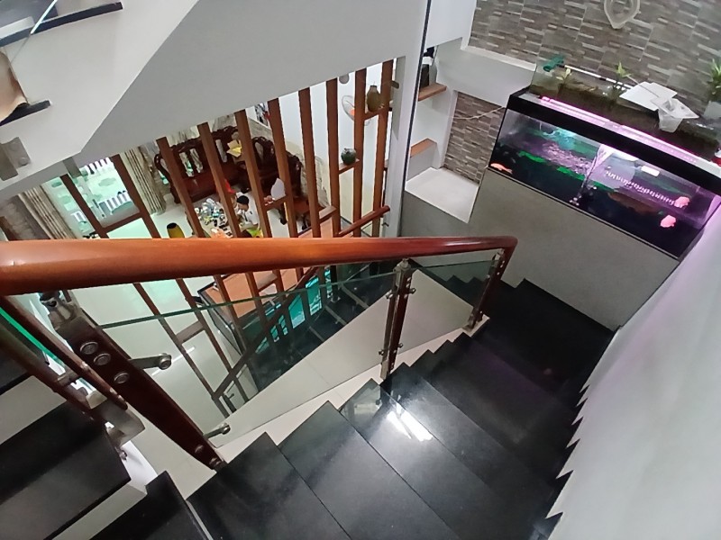 Bán nhà 3 tầng, 3PN đường Trần Thị Điệu, Q9, 95m2, SH, 7.4 tỷ. LH: 0933125879 - Ảnh 1