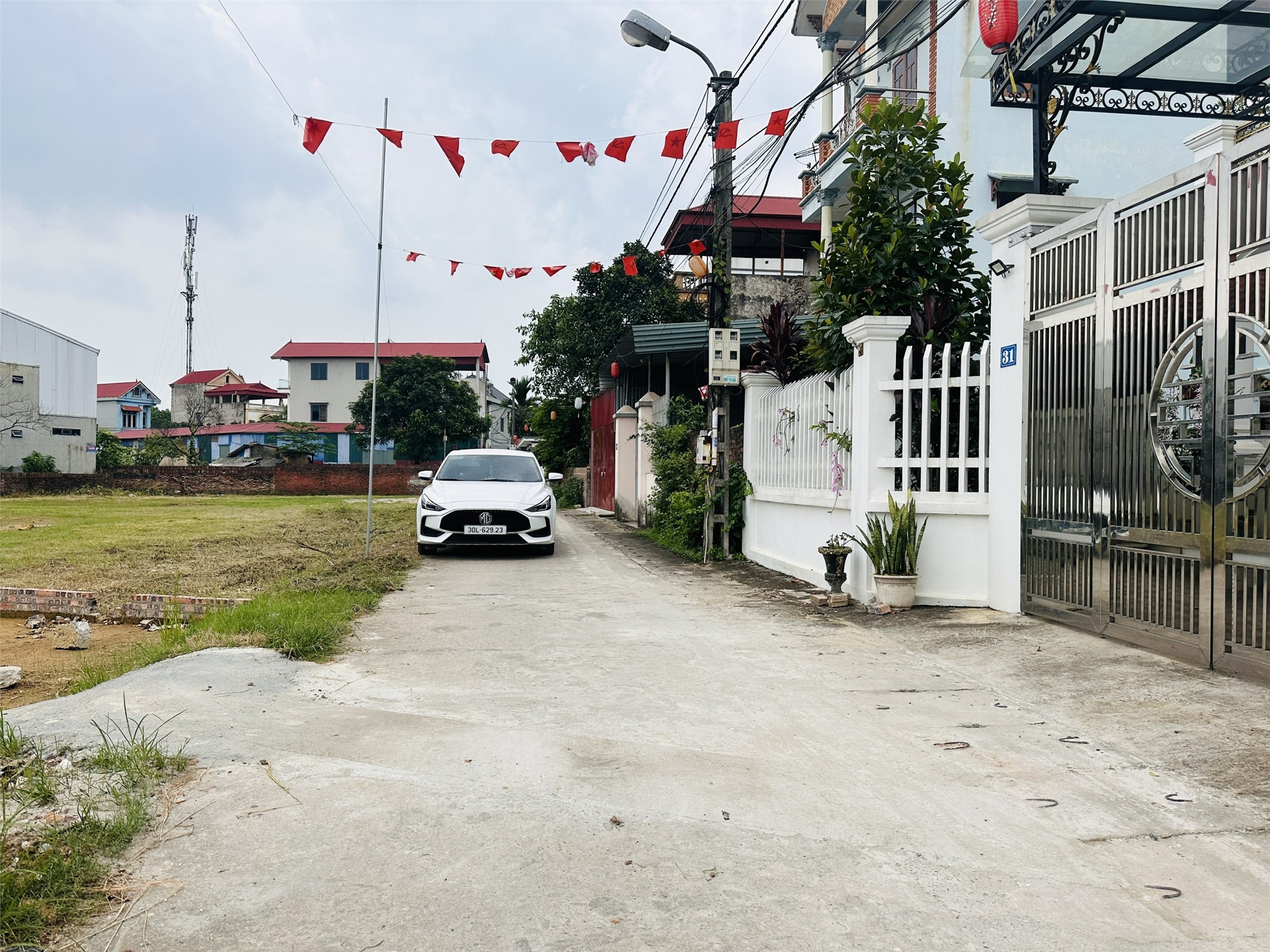 Tiền gửi ngân hàng chờ năm chờ tháng – tiền vào đất, sáng ngủ dậy thấy lời! - Ảnh chính