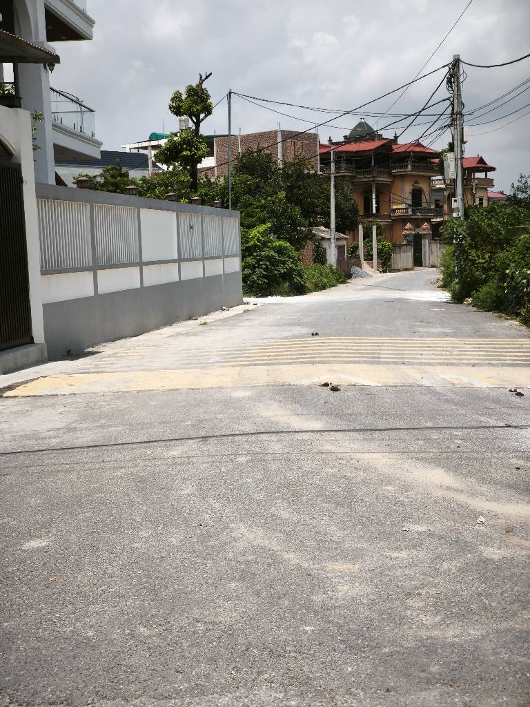 BÁN ĐẤT 2 MẶT TIỀN DT: 727M2- KÈM NHÀ CẤP 4 MỚI XÂY HIỆN ĐẠI +SÂN VƯỜN + NỘI THẤT TẠI CỦ CHI - Ảnh chính