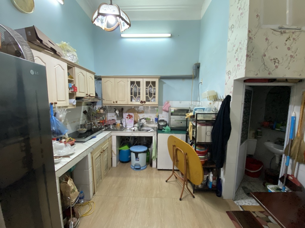 SIÊU PHẨM CẦU GIẤY GẦN PHỐ - VỊ TRÍ ĐẸP - 30M RA PHỐ NGUYỄN KHANG _ 5 TẦNG – 47M2 – 12TỶ - Ảnh 2