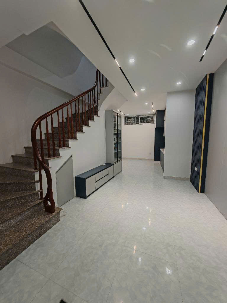 NHÀ ĐỨC THẮNG – VIEW HỒ HIẾM – 50M² x 5 TẦNG – Ô TÔ NGỦ TRONG NHÀ – GIÁ 11.8 TỶ - Ảnh chính