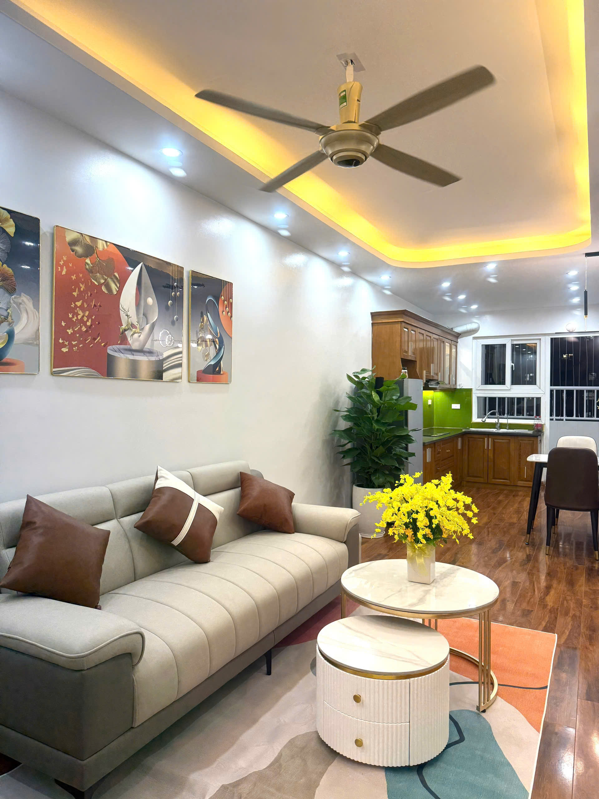 Bán căn hộ chung cư HH4A Linh Đàm, 66m2, 2 ngủ, view sân chung, giá 2 tỷ 950tr - Ảnh 2