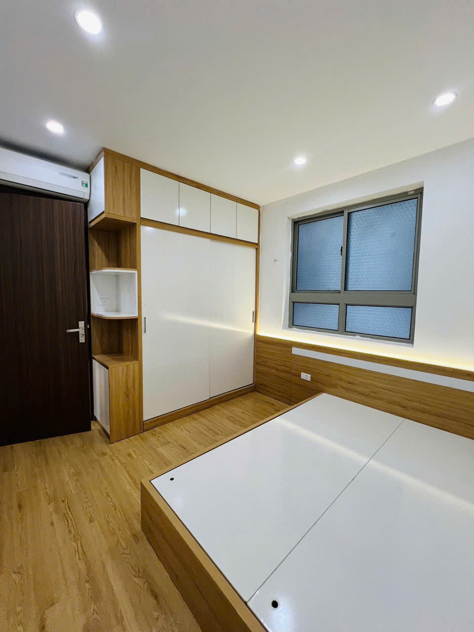 Bán chung cư HH4 Linh Đàm 53m2, 2 ngủ, full nội thất mới, giá 2 tỷ 510tr - Ảnh 4