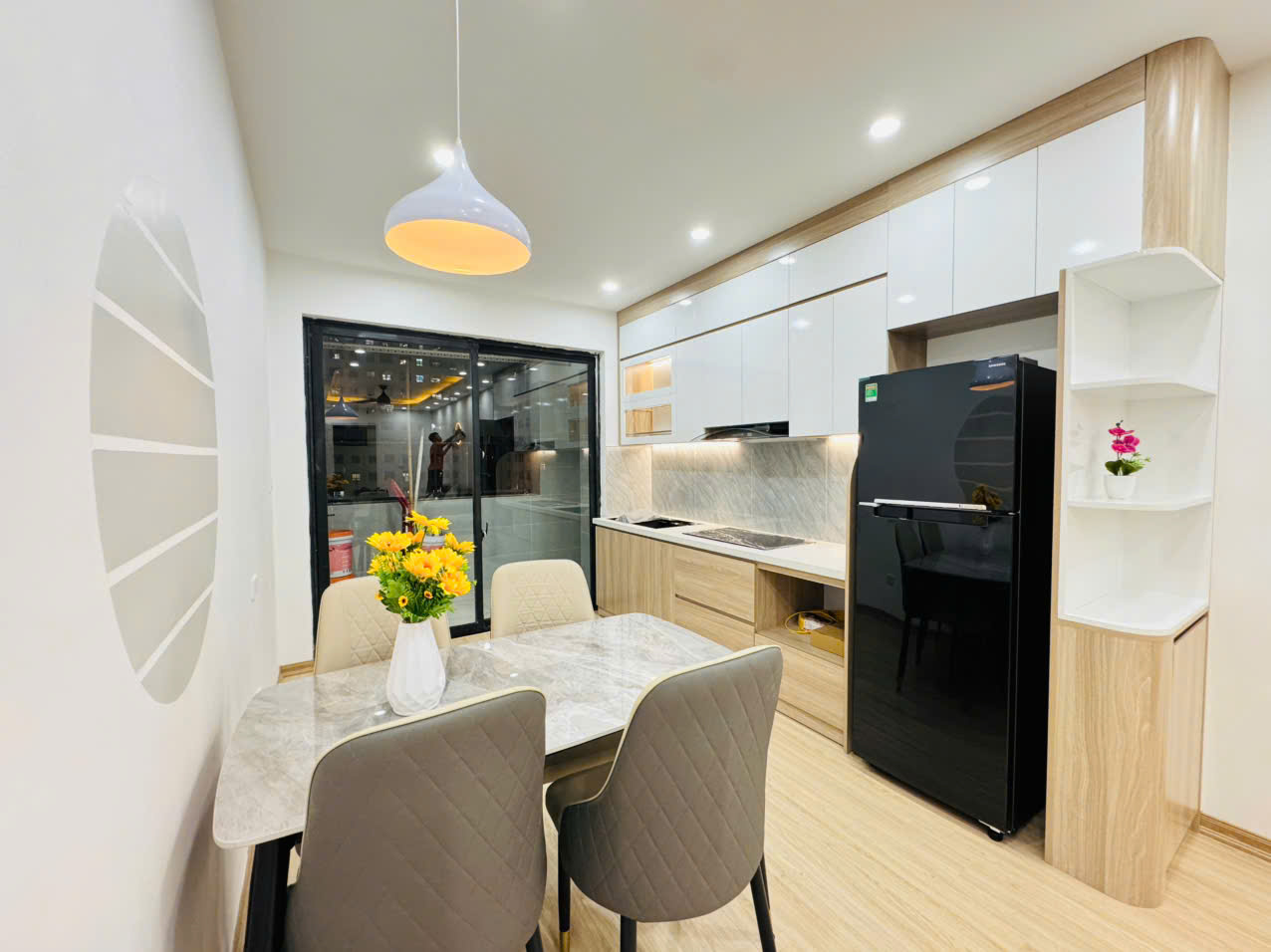 Bán căn hộ tầng 15 chung cư HH4 Linh Đàm, 67m2, view sân chung, 3 tỷ 180tr - Ảnh 1
