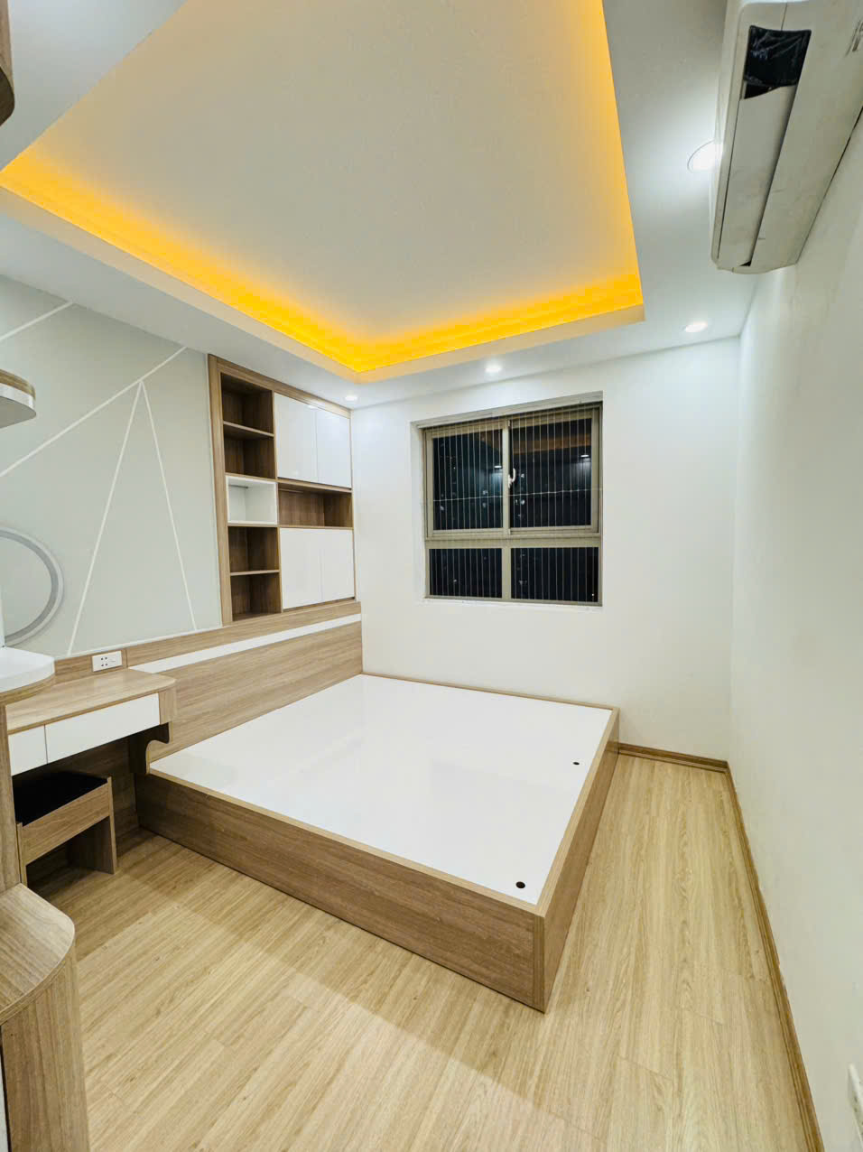 Bán căn hộ tầng 15 chung cư HH4 Linh Đàm, 67m2, view sân chung, 3 tỷ 180tr - Ảnh 3