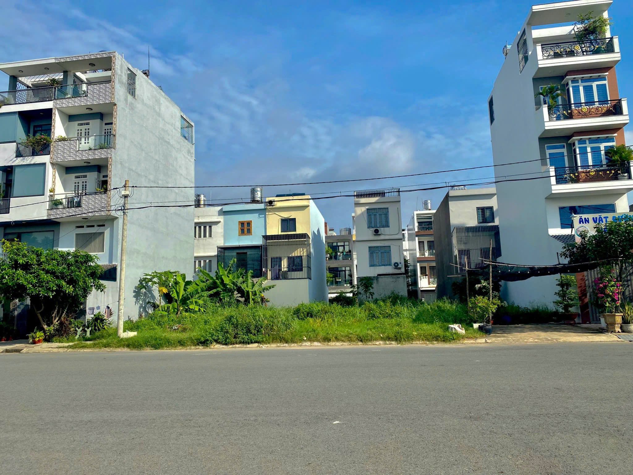 cần bán gấp lô đất mặt tiền nhựa gần cầu bình điền,sổ hồng riêng,đông dân cư,95m2,giá chỉ 1ty780. - Ảnh 1