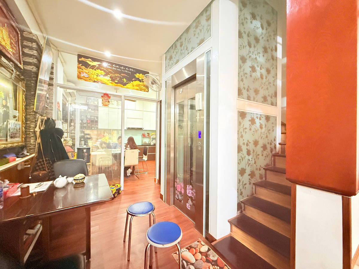 CC GREEN PARK TÔ HIỆU 70M, 2 PHÒNG NGỦ, FULL NỘI THẤT HIỆN ĐẠI, GIÁ 4.5 TỶ. - Ảnh 1