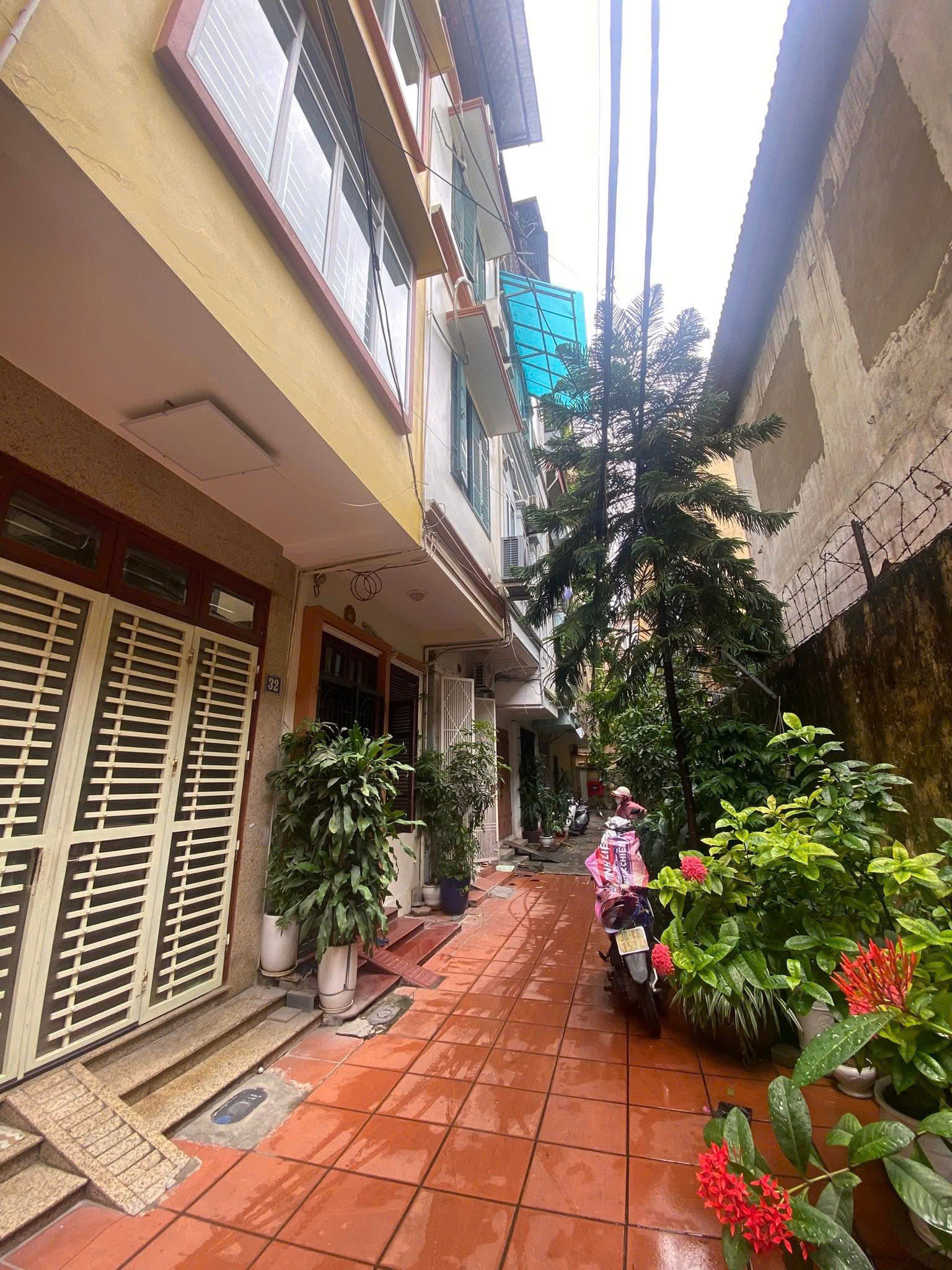 PHỐ HÀO NAM NGÕ THÔNG - KINH DOANH ONLINE 36m2 4 tầng mt 3.4m Giá 11.6 tỷ - Ảnh chính