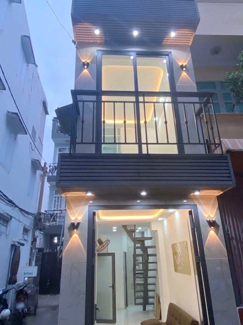Nhà góc mới 2 tầng hẻm thẳng 136 Nguyễn Thị Tần P2Q8. Giá: 2.98 tỷ - Ảnh chính
