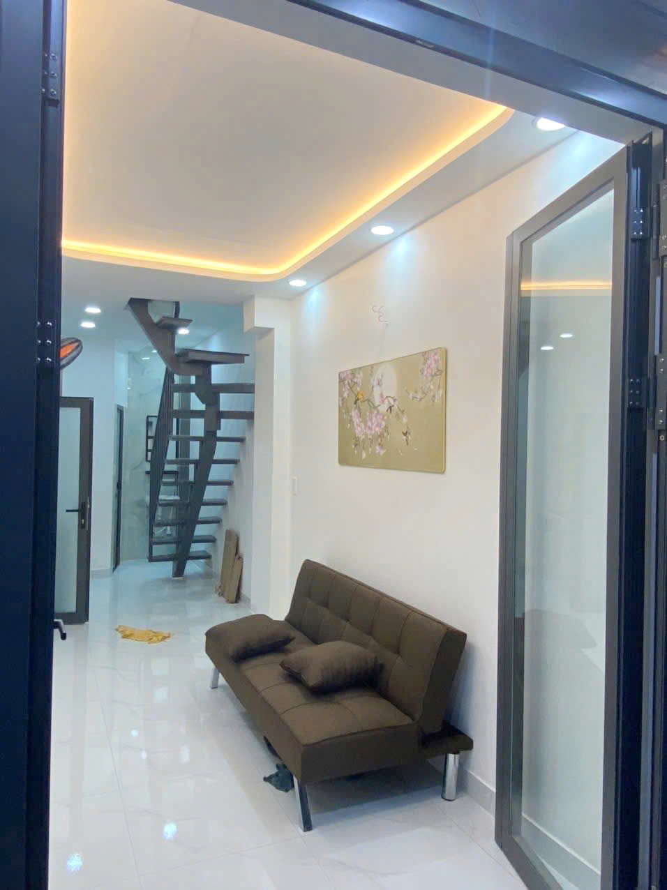 Nhà góc mới 2 tầng hẻm thẳng 136 Nguyễn Thị Tần P2Q8. Giá: 2.98 tỷ - Ảnh 1