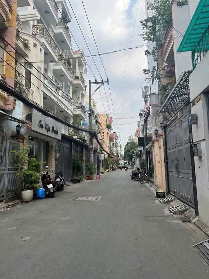 🎉NHÀ ĐẸP LÊ VĂN THỌ - KHU PHÂN LÔ - GẦN CV LÀNG HOA - ÔTÔ VÔ NHÀ - 63M²(4,2×15) - 5 TẦNG HƠN 7 TỶ - Ảnh chính