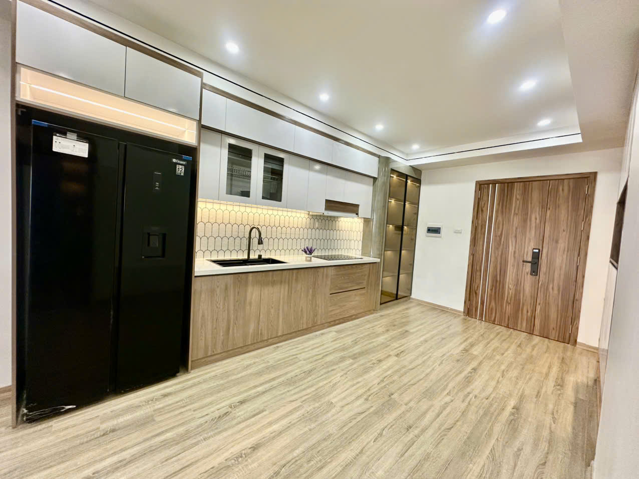 Bán căn hộ chung cư CT9 KĐT Định Công 72m2 3 ngủ sổ đỏ giá 4 tỷ 950tr - Ảnh 3